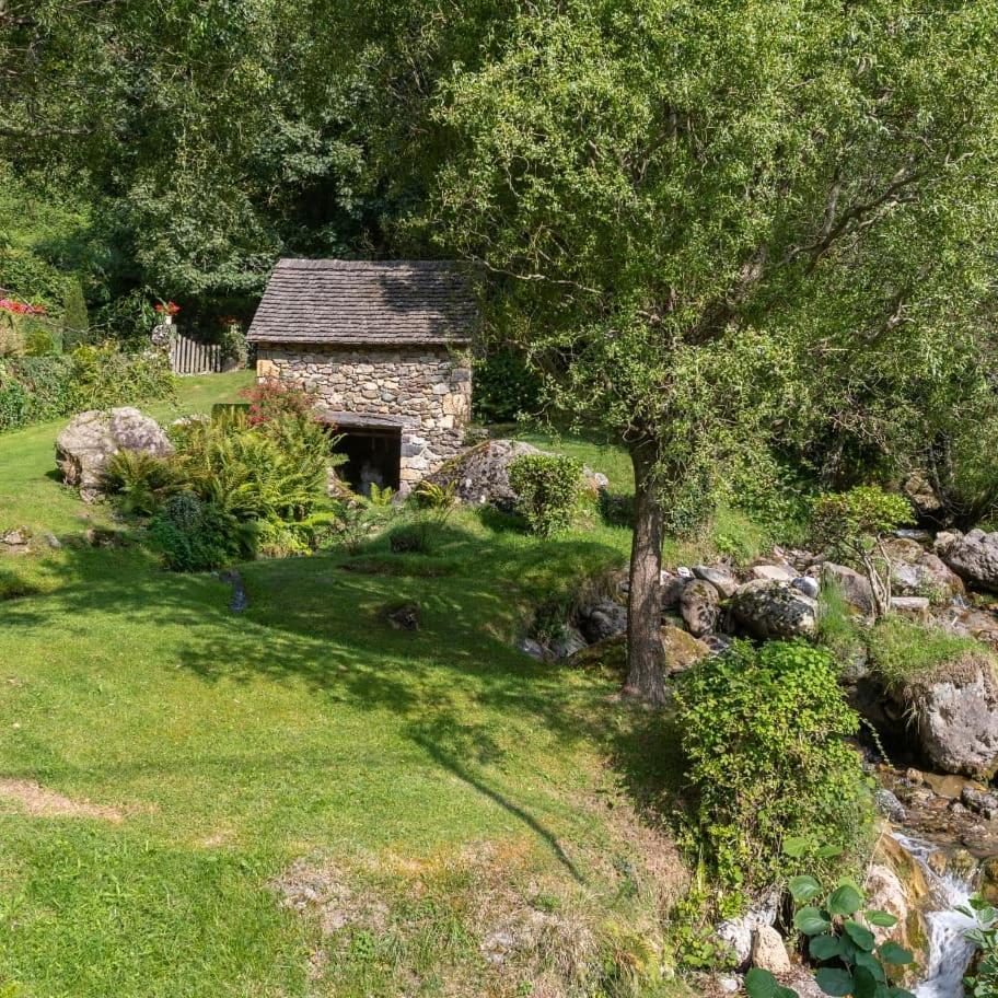 Maison Ainerak Gite A Sainte Engrace La Pierre Saint Martin Exterior foto
